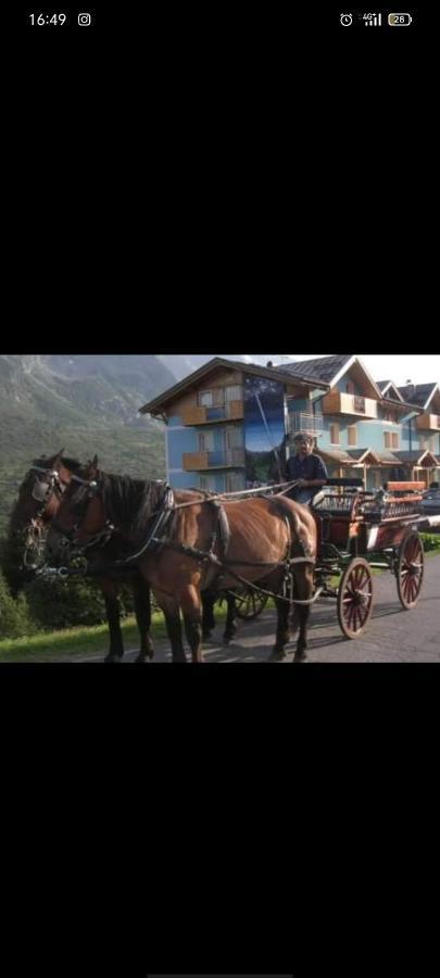 Hotel Cielo Blu  Passo del Tonale Exterior foto