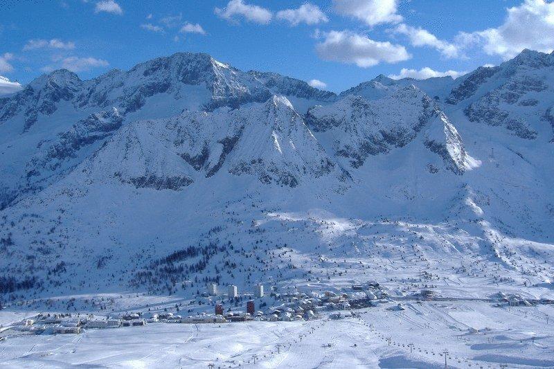Hotel Cielo Blu  Passo del Tonale Exterior foto